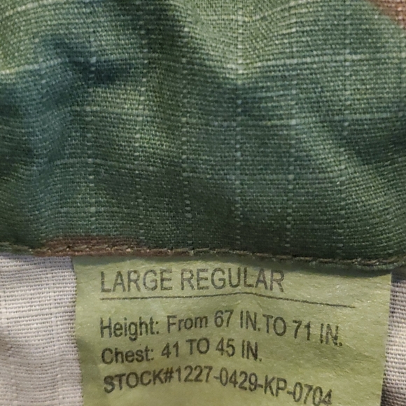 💰Military Camo Button Down💰 - Picture 8 of 9